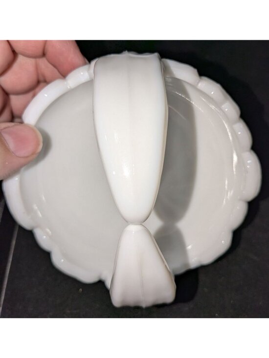 Vintage Westmoreland Milk Glass Candy Dish Basket Dogwood Design Split Handle - Picture 10 of 11